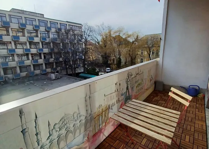 Hero\'S Square Apartment